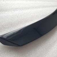 Křídlo - spoiler zadních dveří Škoda Octavia IV liftback -- od roku výroby 2019- Křídlo - spoiler zadních dveří Škoda Octavia IV liftback -- od roku výroby 2019-